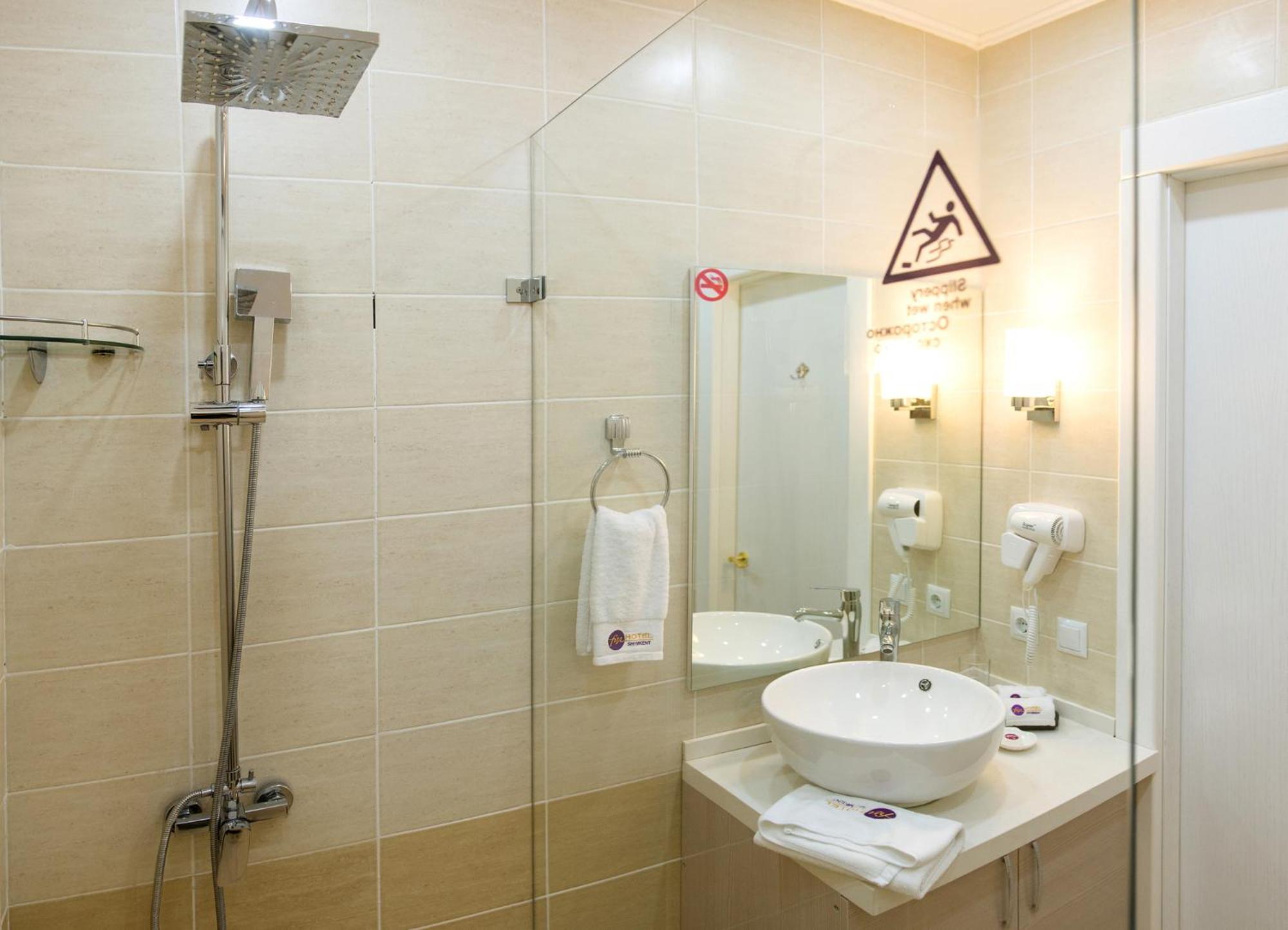Hotel Fn Šymkent Exteriér fotografie