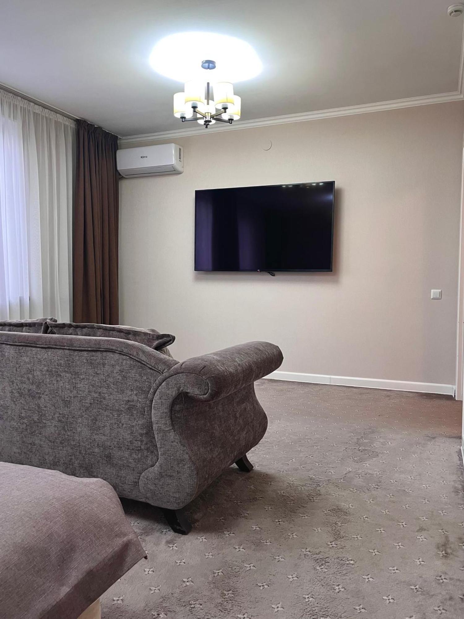 Hotel Fn Šymkent Exteriér fotografie